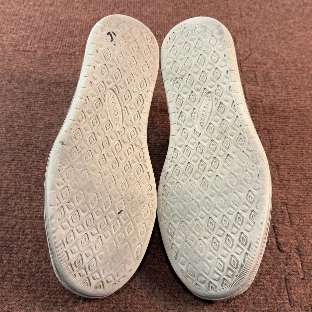 Skechers relaxed fit